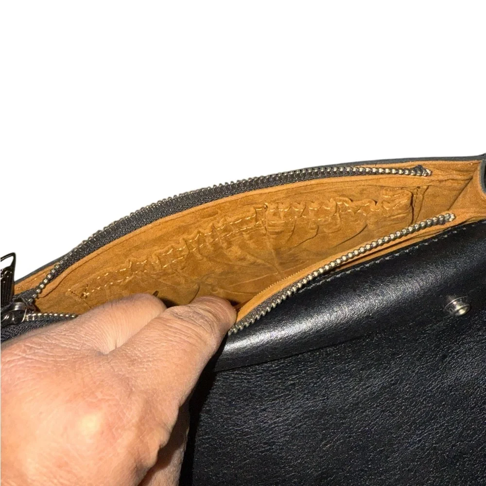 Patricia Nash Clutch Wristlet Black Leather - Picture 13 of 15